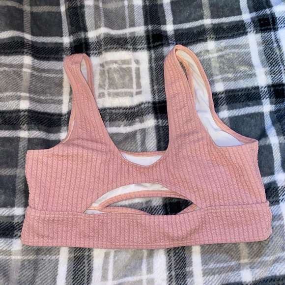 Pink bathing suit - Picture 2 of 4